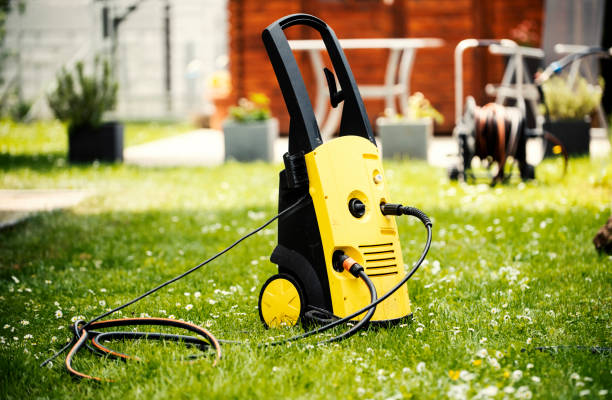 Best Spring Cleaning  in Clayton, NJ